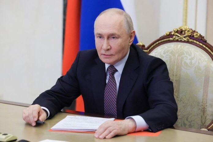 Rússia aceita retomar negociações de paz com Ucrânia em novembro