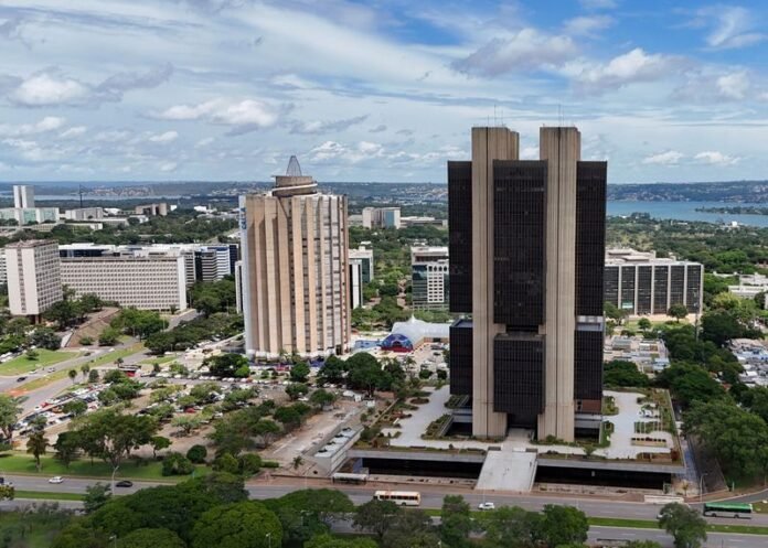 BC aprova medidas para proteger consumidor do endividamento