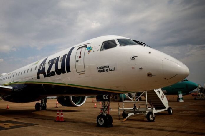 Azul prevê recuperação mais lenta pressionada por alta nos combustíveis