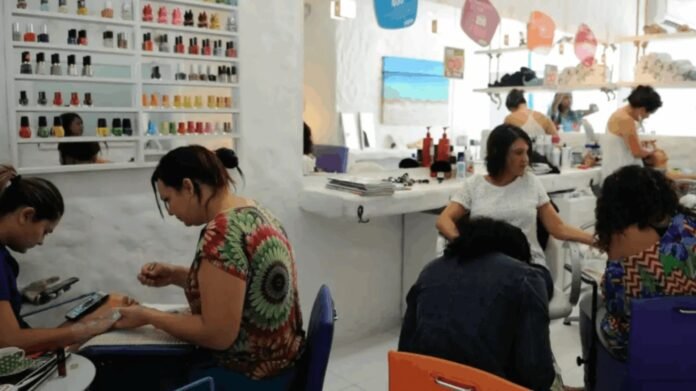 Prévia da inflação de serviços resiste e sobe 5,5% em 12 meses